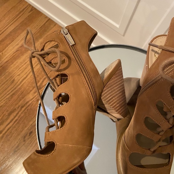 ELEYNA VINCE CAMUTO Sling back sandal - Picture 9 of 9